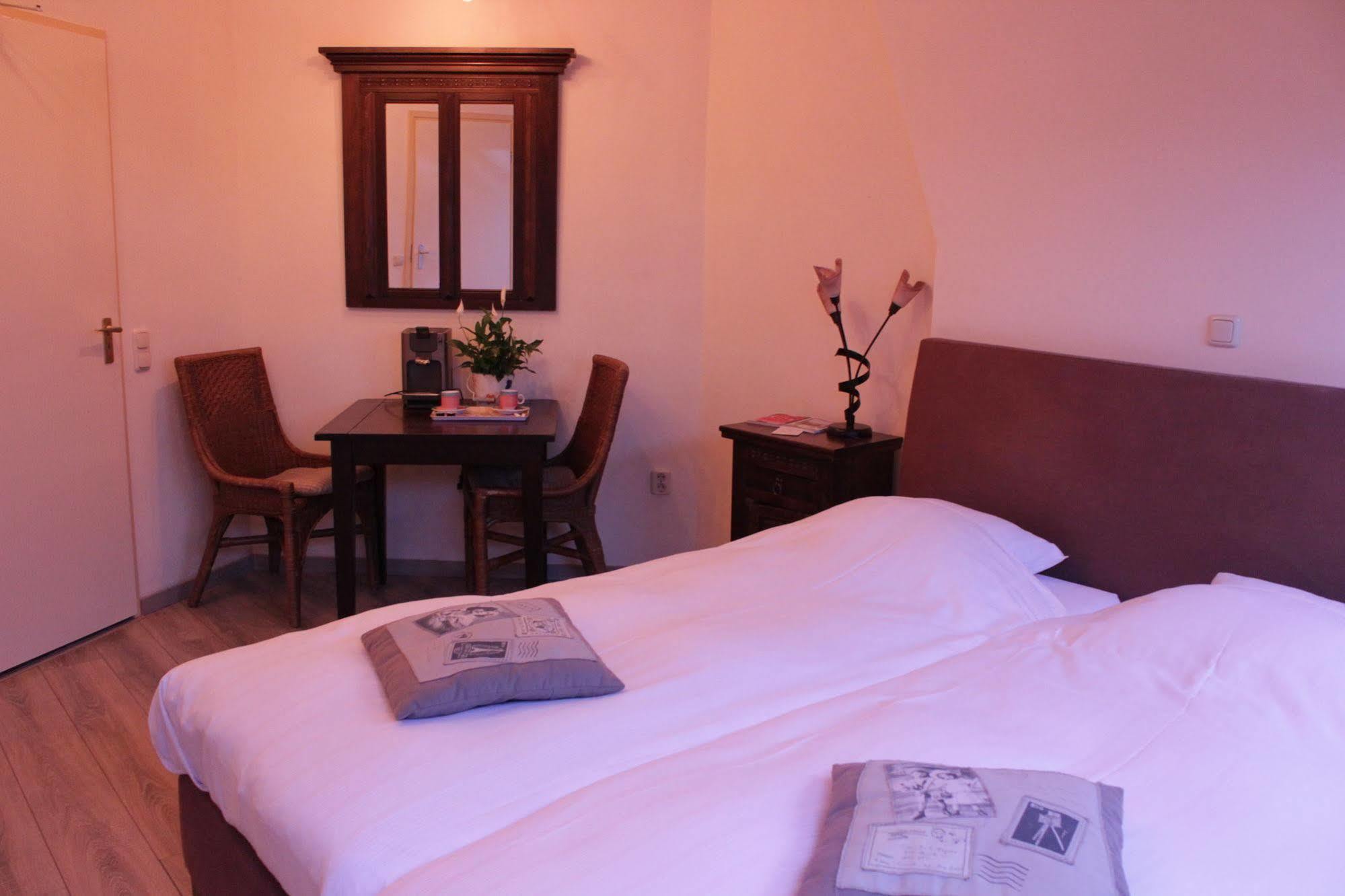 Hotel Le Bonheur Эйсден Экстерьер фото